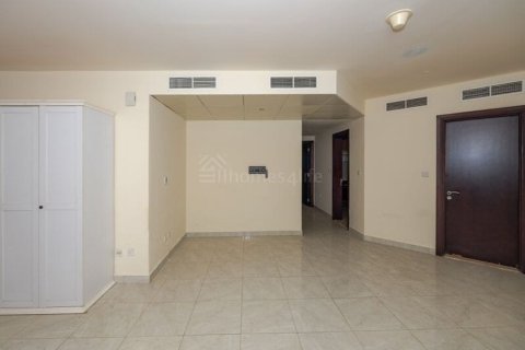 Apartment sa Jumeirah Lake Towers, Dubai, UAE 3 silid-tulugan, 114 sq.m. № 726054 - larawan 2
