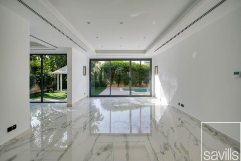 Vila v The Lakes, Dubai, SAE 6 spální, 707.27 m2 č. 747757 - Fotografia 3