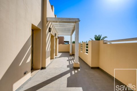 Vila v The Lakes, Dubai, SAE 6 spální, 707.27 m2 č. 747757 - Fotografia 30