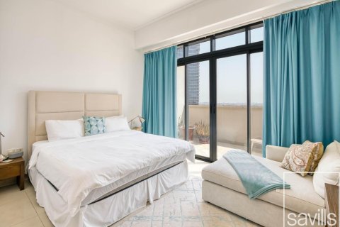 Apartamento en alquiler en The Hills, Dubai, EAU 3 dormitorios, 218.42 m2 № 747758 - foto 6