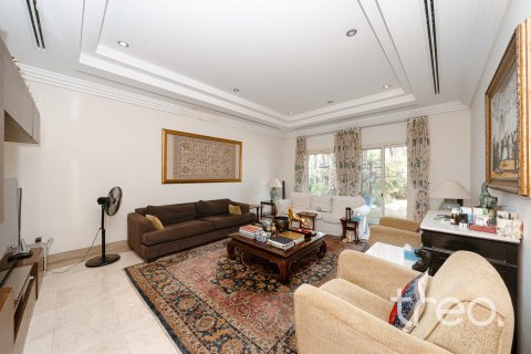 וילה למכירה ב Meadows, Dubai, איחוד האמירויות 5 חדרי שינה, 489.13 מ"ר, מספר 741008 - תמונה 5