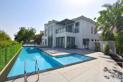 Villa i Jumeirah Islands, Dubai, UAE 6 sovrum, 815.87 kvm Nr. 747472