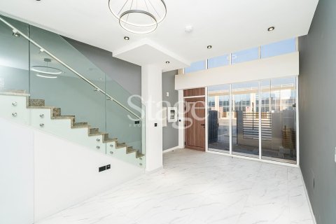 Villa en venta en Rukan, Dubai, EAU 1 dormitorio, 53 m2 № 729592 - foto 4