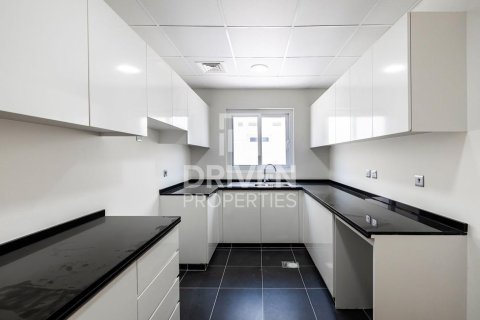 Dubai, BAE’de satılık sıra ev 3 yatak odası, 174.84 m&sup2; No 764904 - fotoğraf 12