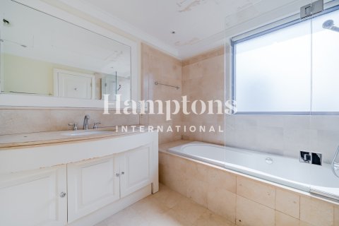 Duplex u gradu Jumeirah Beach Residence, Dubai, UAE 4 spavaće sobe, 585.91971137 m2 Br. 726210 - Slika 15