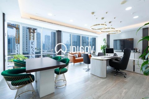 Business Bay、Dubai、UAEにあるオフィス 179.77 m2 No735838