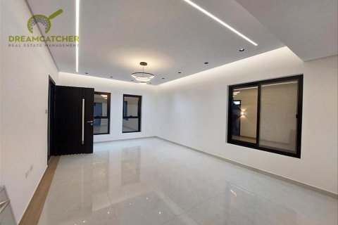 Al Helio, Ajman, संयुक्त अरब अमीरात में विला, 5 बेडरूम, 278.7 वर्ग मीटर, संख्या 512479 - फ़ोटो 5