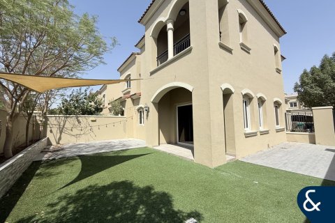 ویلا در Dubai Land، Dubai ، امارات متحده عربی 3 خوابه ، 260 متر مربع.  شماره 671144