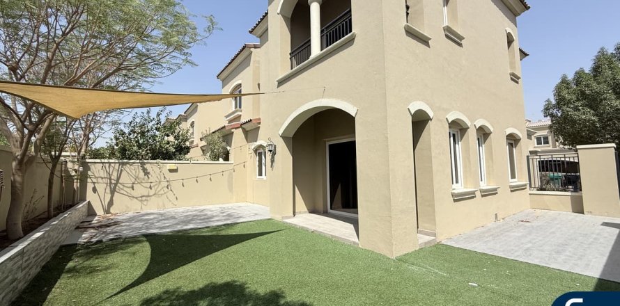 ویلا در Dubai Land، Dubai ، امارات متحده عربی 3 خوابه ، 260 متر مربع.  شماره 671144