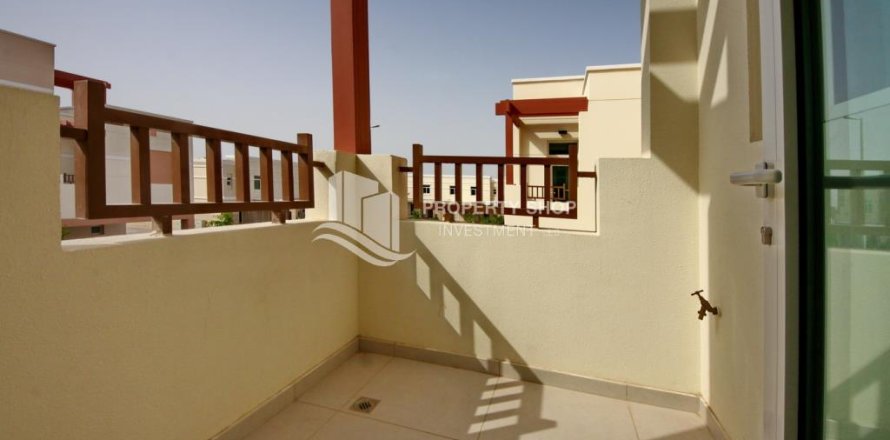 Квартира в Al Ghadeer, Абу-Даби, ОАЭ 2 спальни, 98м2 № 731805
