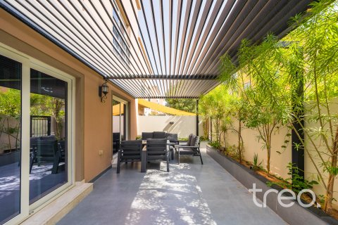 Villa à vendre à  Dubai Land, Dubai, EAU 4 chambres, 207.45 m2 № 758827 - photo 3