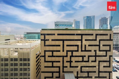 Office in Sheikh Zayed Road, Dubai, UAE 147.6 sq.m. № 740528 - photo 8
