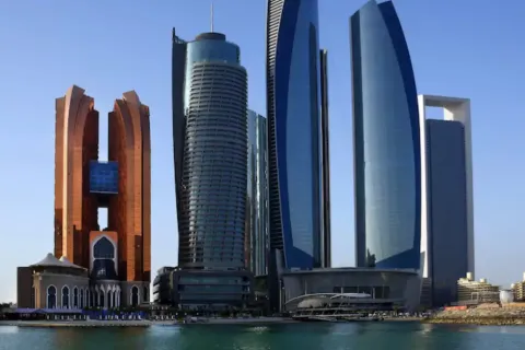 Abu Dhabi, UAE의 판매용 아파트 침실 1개, 63제곱미터 번호 729301 - 사진 3