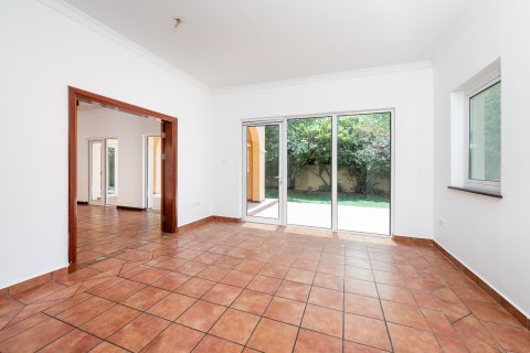 Villa à louer à The Villa, Dubai, EAU 5 chambres, 659.61 m2 № 751149 - photo 6