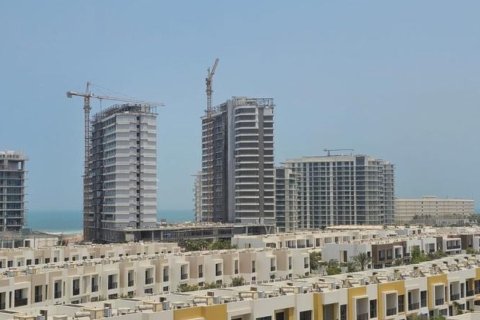 Ras Al Khaimah, संयुक्त अरब अमीरात में अपार्टमेंट, 2 बेडरूम, 117 वर्ग मीटर, संख्या 734697 - फ़ोटो 14