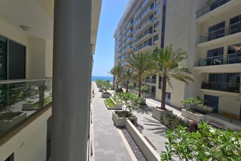 Appartamento a Ras Al Khaimah, EAU 1 camera da letto, 72 mq. № 734692