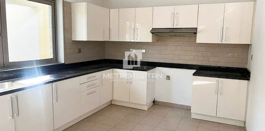 Radhus i Meydan, Dubai, UAE 3 sovrum, 235 kvm Nr. 664910