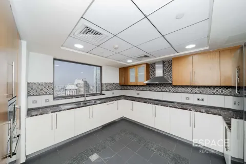 Apartmán v Jumeirah Beach Residence, Dubai, SAE 4 spálne, 288 m2 č. 738404 - Fotografia 7