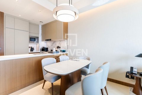 Apartament në Downtown Dubai (Downtown Burj Dubai), Dubai, Emiratet e Bashkuara Arabe 2 dhoma gjumi, 111.48 m2. № 745676 - Foto 3