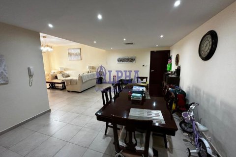 Apartment in Al Hamra Village, Ras Al Khaimah, UAE 2 bedrooms, 167.3 sq.m. № 709124 - photo 3