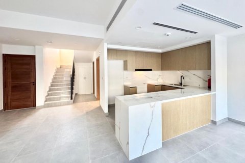 Townhouse sa Dubai Land, UAE 3 silid-tulugan, 184.11 sq.m. № 750161 - larawan 3