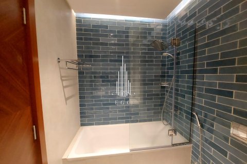 Apartment til leje i Tourist Club Area, Abu Dhabi, UAE 2 soveværelser, 146.3 kvm № 514027 - foto 12