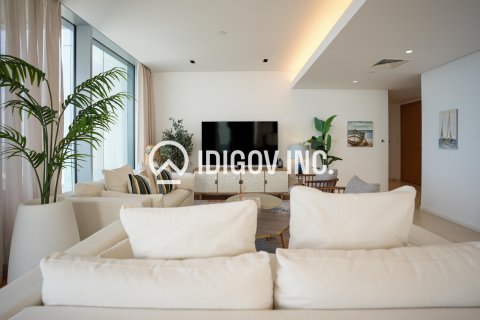 Apartment til leje i Bluewaters, Dubai, UAE 4 soveværelser, 228.36 kvm № 735829 - foto 1