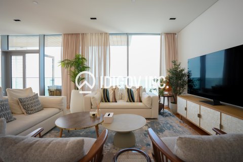 Apartment til leje i Bluewaters, Dubai, UAE 4 soveværelser, 228.36 kvm № 735829 - foto 4