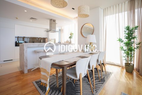 Apartment til leje i Bluewaters, Dubai, UAE 4 soveværelser, 228.36 kvm № 735829 - foto 2