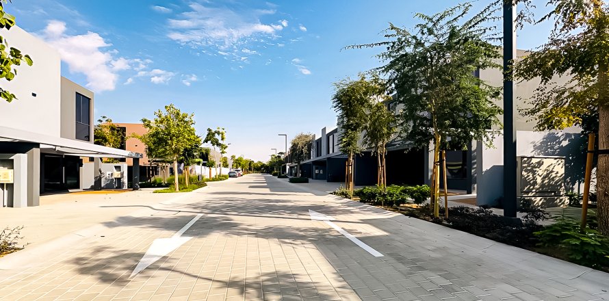 Ridamaja asukohaga Tilal City, Sharjah, AÜE: 4 magamistoaga, 247.21 m² Nr 748494