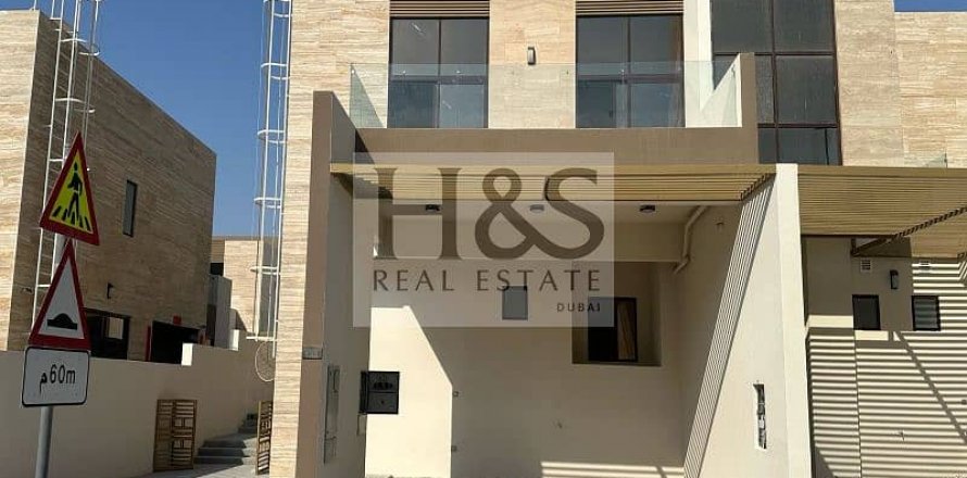 ویلا در Mohammed Bin Rashid City، Dubai ، امارات متحده عربی 4 خوابه ، 288 متر مربع.  شماره 642269