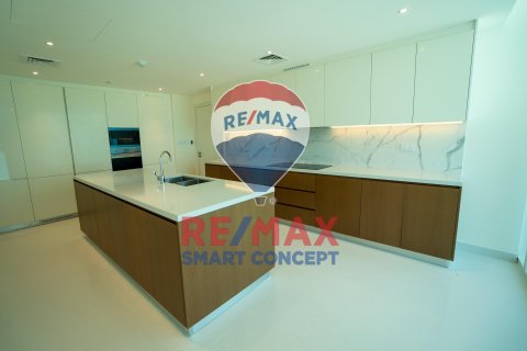 Huoneisto Saadiyat Island, Abu Dhabi, Arabiemiraatit 4 makuuhuonetta, 377.5 m2 № 516337 - kuva 4