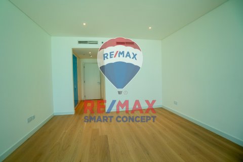 Huoneisto Saadiyat Island, Abu Dhabi, Arabiemiraatit 4 makuuhuonetta, 377.5 m2 № 516337 - kuva 11