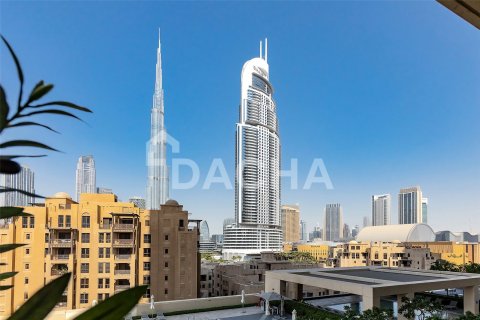 Huoneisto Downtown Dubai (Downtown Burj Dubai), Arabiemiraatit 2 makuuhuonetta, 98 m2 № 758653