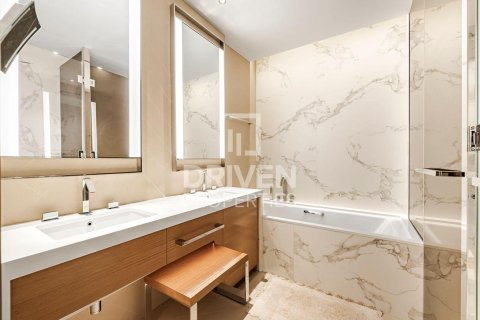 Apartment in Downtown Dubai (Downtown Burj Dubai), Dubai, UAE 1 bedroom, 74.42 sq.m. № 745206 - photo 8