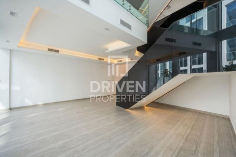 Shtëpi në qytet në Al Barari, Dubai, Emiratet e Bashkuara Arabe 4 dhoma gjumi, 180.32 m2. № 745203