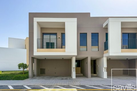 Townhouse in Arabian Ranches 3, Dubai, UAE 3 bedrooms, 127.56 sq.m. № 747273