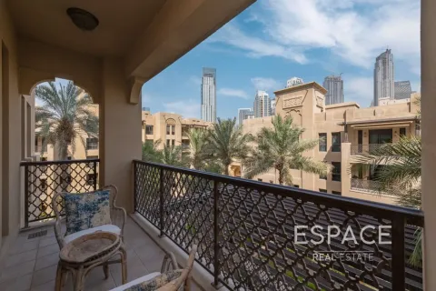 Müüa korter asukohaga Downtown Dubai (Downtown Burj Dubai), AÜE: 2 magamistoaga, 126 m² Nr 649806 - pilt 18