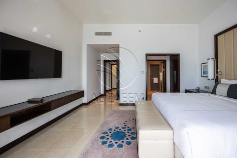 Apartamento em The Marina, Abu Dhabi, EAU 2 quartos, 145 m2 № 725793