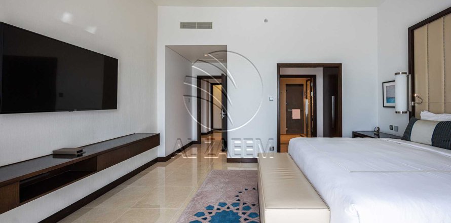 Apartment in The Marina, Abu Dhabi, UAE 2 bedrooms, 145 sq.m. № 725793