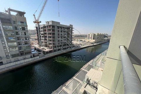 Apartment in AL RAHA BEACH TOWER in Al Raha Beach, Abu Dhabi, UAE 2 bedrooms, 96 sq.m. № 725796 - photo 3