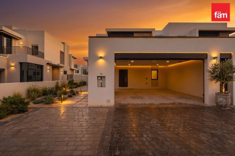 Townhouse sa Jebel Ali, Dubai, UAE 4 silid-tulugan, 261 sq.m. № 740463 - larawan 8