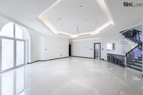 فيلا للإيجار في دبي، الإمارات العربية المتحدة 6 غرفة نوم ، 1351.7 متر مربع ، رقم 712783 - صورة 2