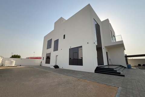 Dubai、UAE にあるヴィラの賃貸物件 5ベッドルーム、929.96 m2、No749601 - 写真 18