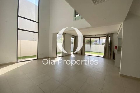 Vila na Yas Island, Abu Dhabi, SAE 4 spálne, 450 m2 č. 644589 - Fotografia 6