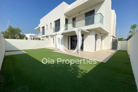 Villa in Yas Island, Abu Dhabi, VAE 4 slaapkamers, 450 vr.m. nr 644589
