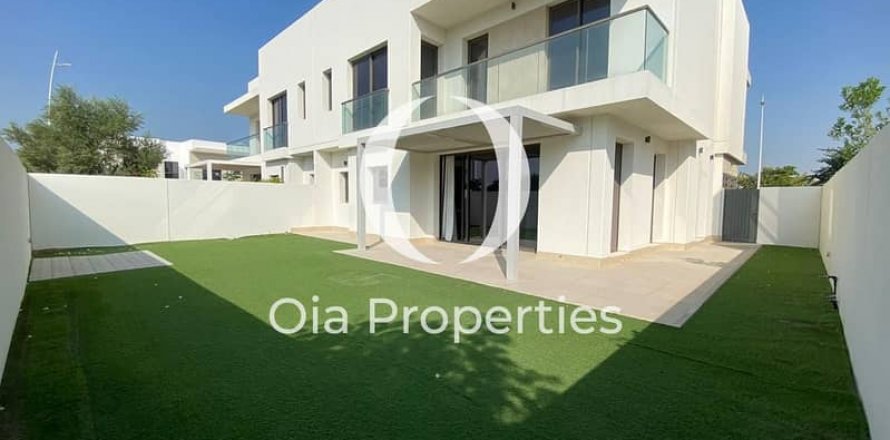 Vila na Yas Island, Abu Dhabi, SAE 4 spálne, 450 m2 č. 644589