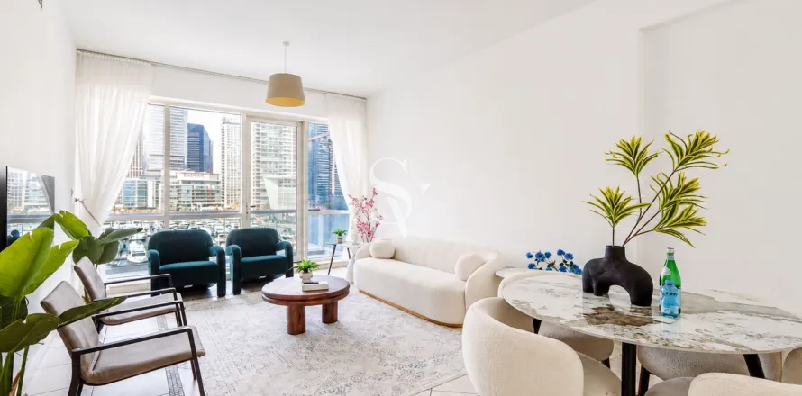 Appartamento a Dubai Marina, Dubai, EAU 2 camere da letto, 131 mq. № 740200