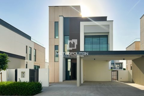 Willa do wynajęcia w Arabian Ranches 3, Dubai, ZEA 3 sypialnie, 335 mkw., nr 664981 - zdjęcie 2