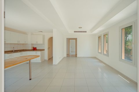 Kamienica do wynajęcia w The Springs, Dubai, ZEA 2 sypialnie, 241 mkw., nr 738692 - zdjęcie 3